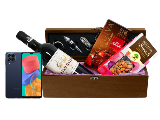 Wine n Food Hamper - Galaxy M33 5G Smartphone Hamper SS06 - FDG0607A5 Photo